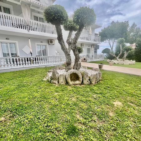 Villa Antonis Deluxe Apartments Амуди Экстерьер фото