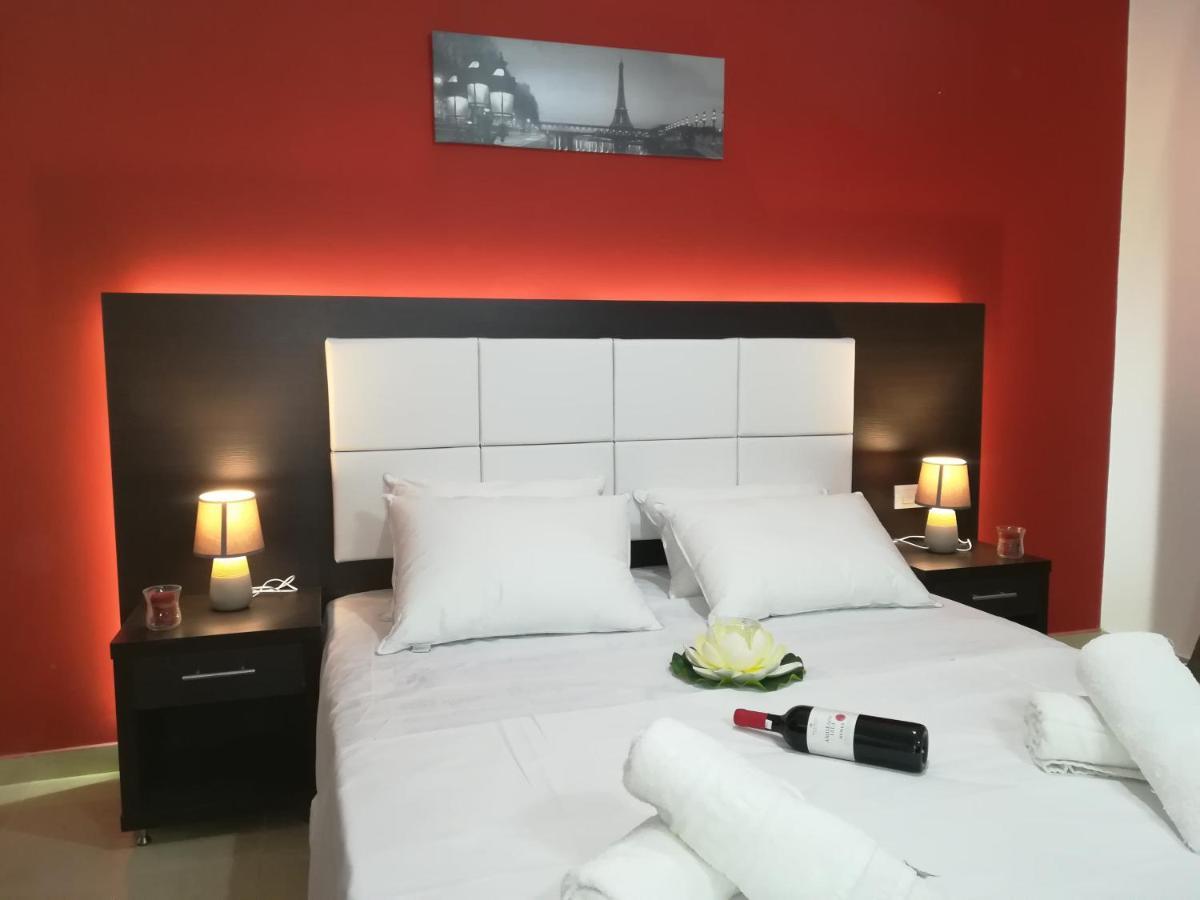 Villa Antonis Deluxe Apartments Амуди Экстерьер фото
