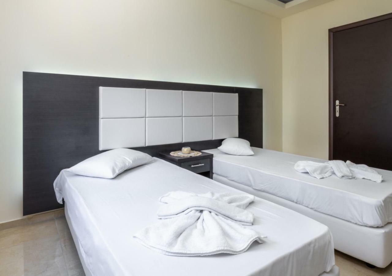 Villa Antonis Deluxe Apartments Амуди Экстерьер фото