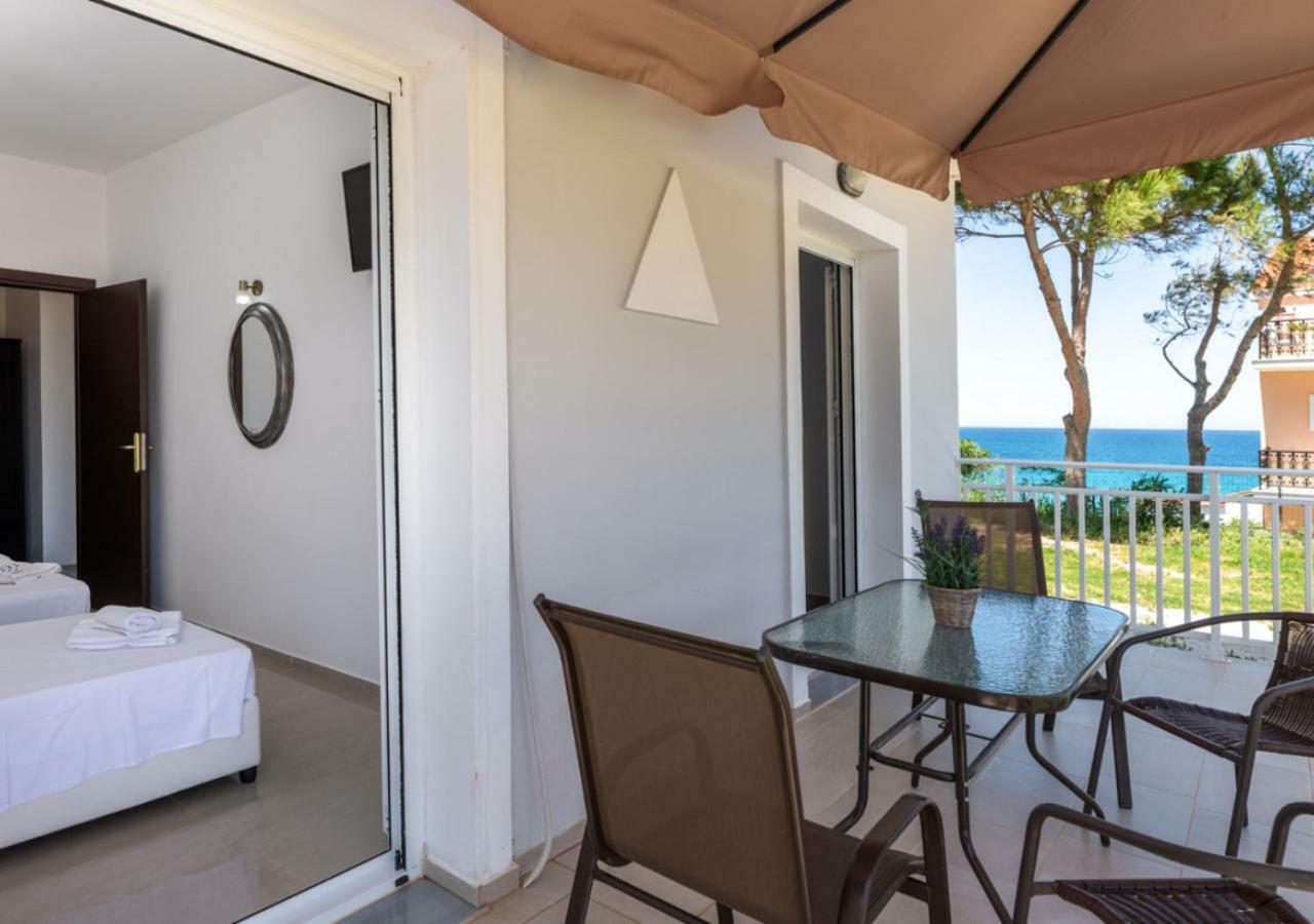 Villa Antonis Deluxe Apartments Амуди Экстерьер фото