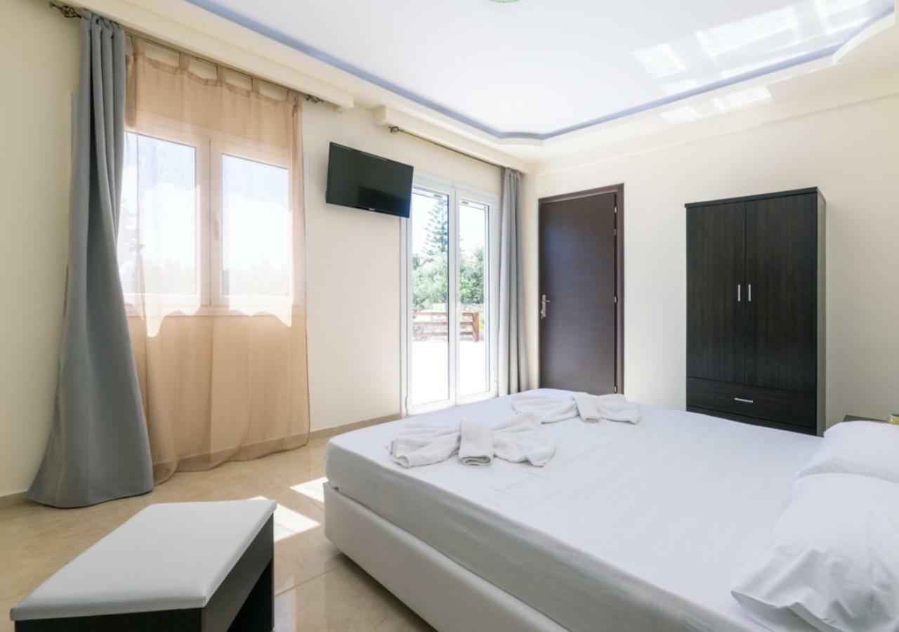 Villa Antonis Deluxe Apartments Амуди Экстерьер фото