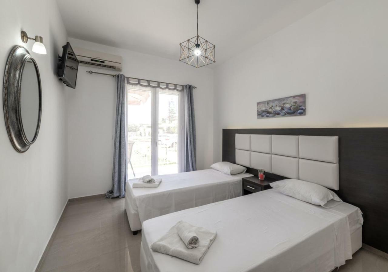 Villa Antonis Deluxe Apartments Амуди Экстерьер фото