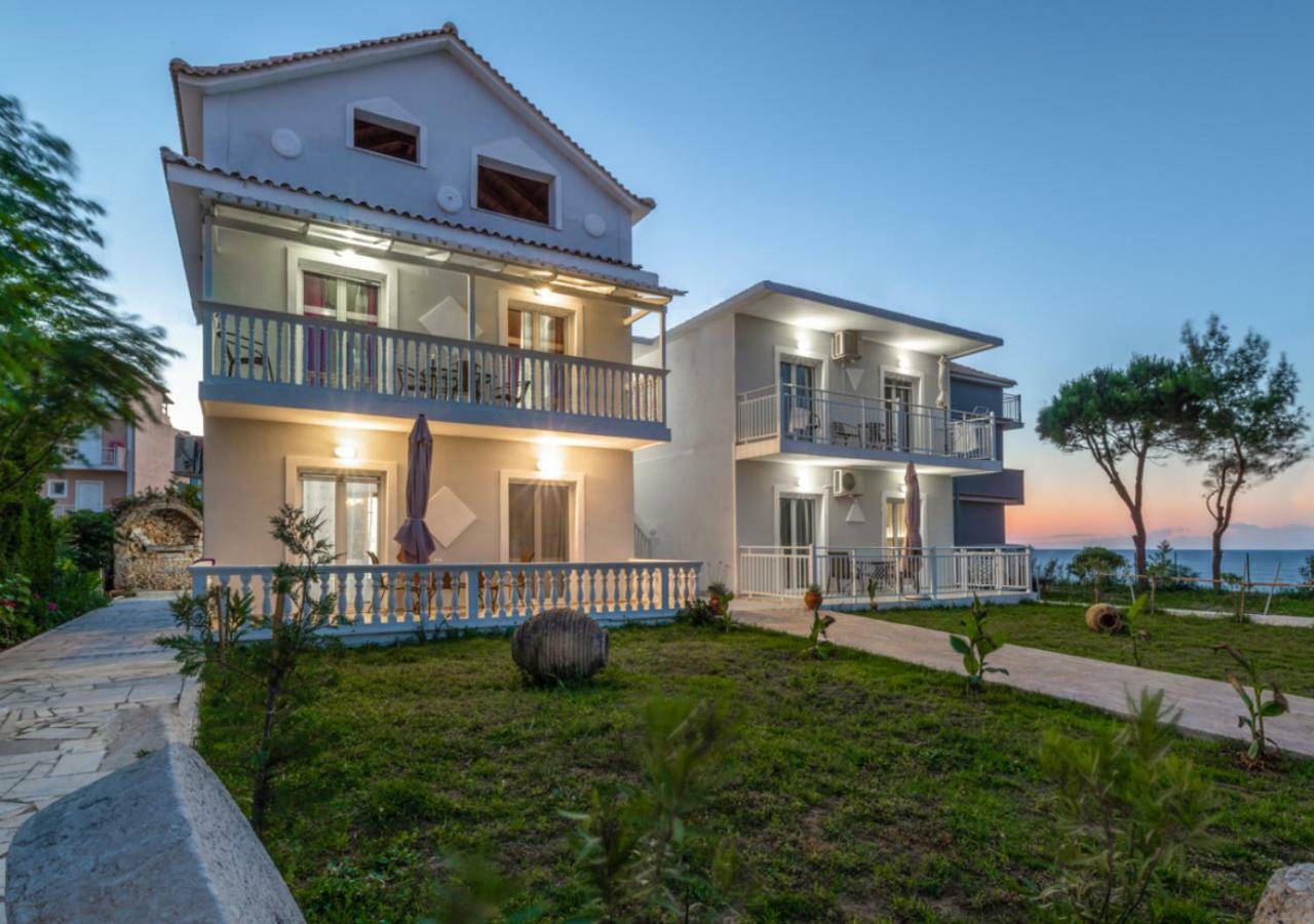 Villa Antonis Deluxe Apartments Амуди Экстерьер фото
